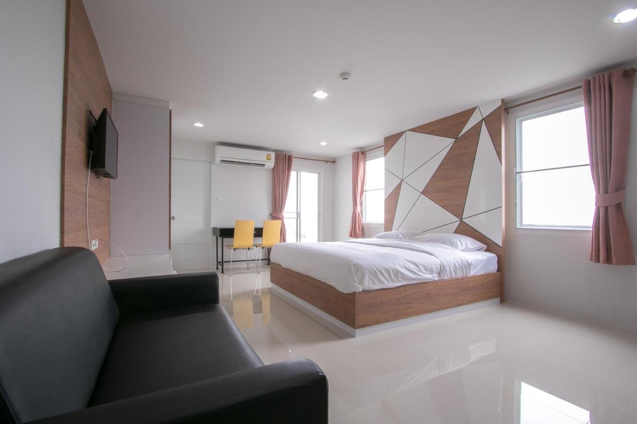 The Seasons Aparthotel Pathum Thani Exterior photo