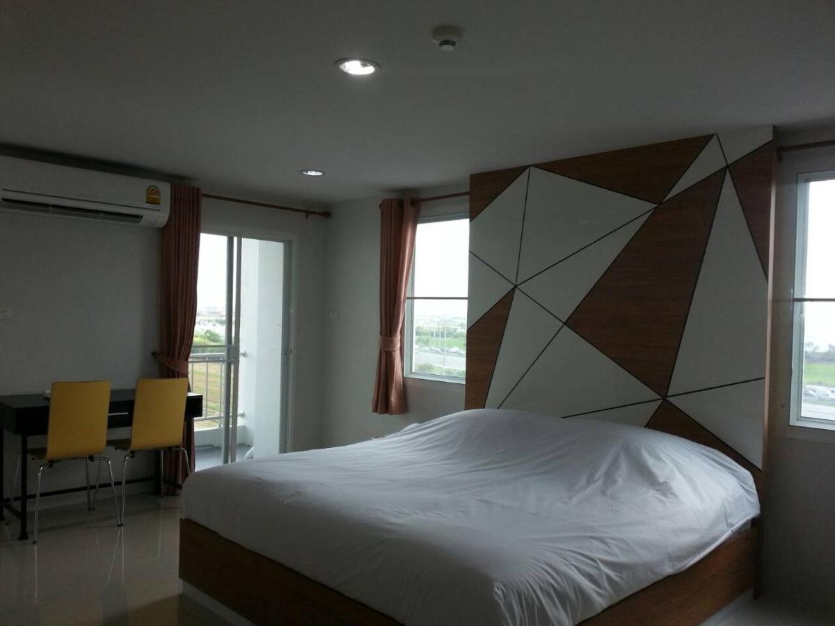 The Seasons Aparthotel Pathum Thani Exterior photo